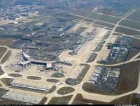 Paris-Orly-(ORY-LFPO)_September-7,-2005.jpg