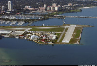 St.-Petersburg-Albert-Whitted-(SPG)_USA-Florida,-F.jpg