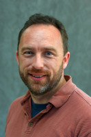 Jimmy_Wales_in_August_2006.jpg