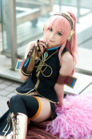 vocaloid_megurine_luka_cosplay_by_masterrays-d7v3b.jpg