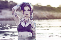 Riae-Suicide-красивая-девушка-септум-татуировки-30.jpeg