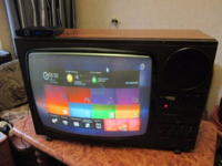 win8-on-old-tv.jpg