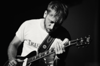 dan_auerbach_by_thisbrightflash-d5d8wk1.jpg