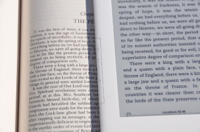 kindle-e-ink-vs-book.preview[1].jpg