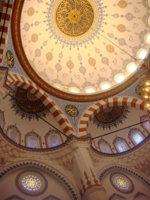 tokyo_mosque_interior_by_plainordinary1-d7jo187.jpg