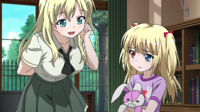 Kashiwazaki-Sena,-Hasegawa-Kobato-(Haganai).jpg