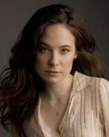 Caroline-Dhavernas-32.jpg