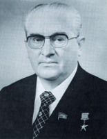 1914-1984-Юрий-Владимирович-Андропов.jpg