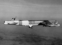 220px-Boeing_B-52_with_no_vertical_stabilizer.jpg