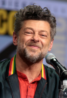 800px-Andy_Serkis_by_Gage_Skidmore_2.jpg