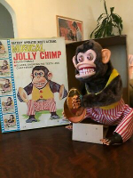 VINTAGE-Daishin-MUSICAL-JOLLY-CHIMP-IN-ORIGINAL-BO.jpg