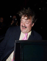 stephen-fry-freddie-mercury_3496270.jpg