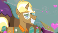 Trenderhoof_with_hearts_around_him_S4E13.png