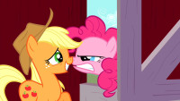 Pinkie_Pie_angry_at_Applejack_S01E25.png