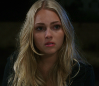 annasophia-robb-the-way-way-back-blonde-movie.png